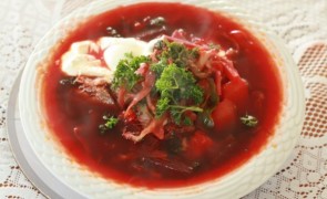 A plate of delicious Russian borscht